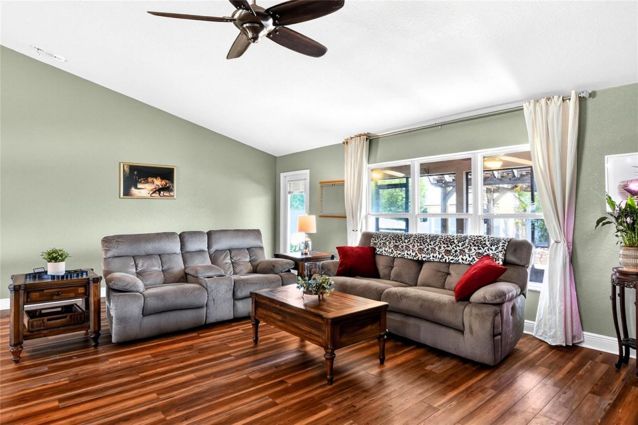 1590 Doves View Cir, Auburndale, FL 33823 Photo