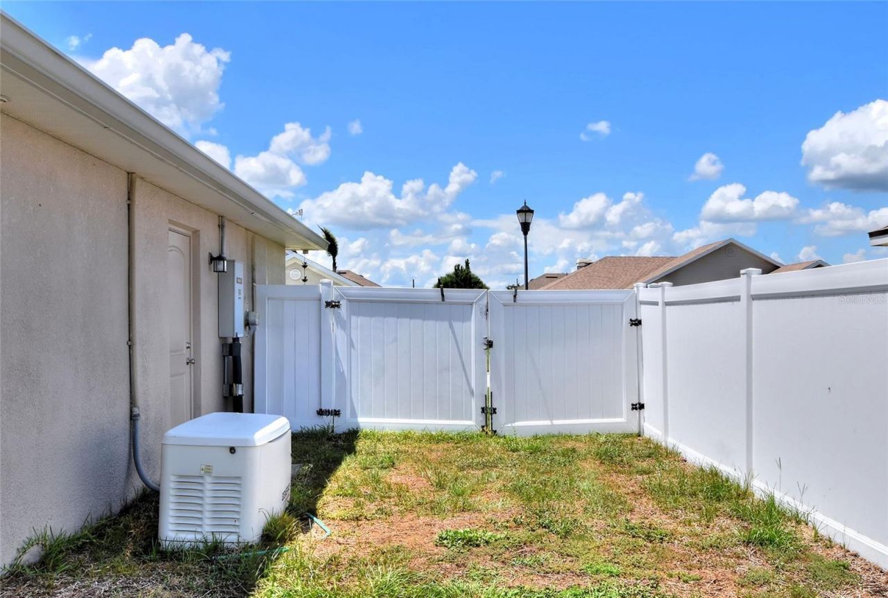 1590 Doves View Cir, Auburndale, FL 33823 Photo