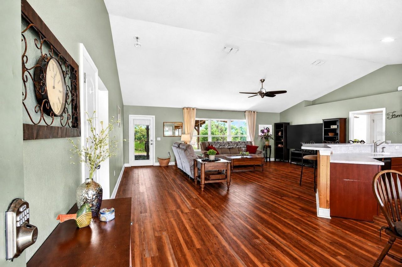 1590 Doves View Cir, Auburndale, FL 33823 Photo