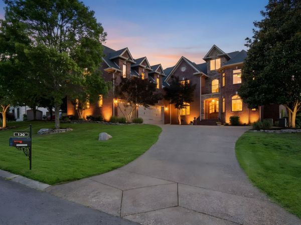 130 12 Stones Xing , Goodlettsville, TN 37072