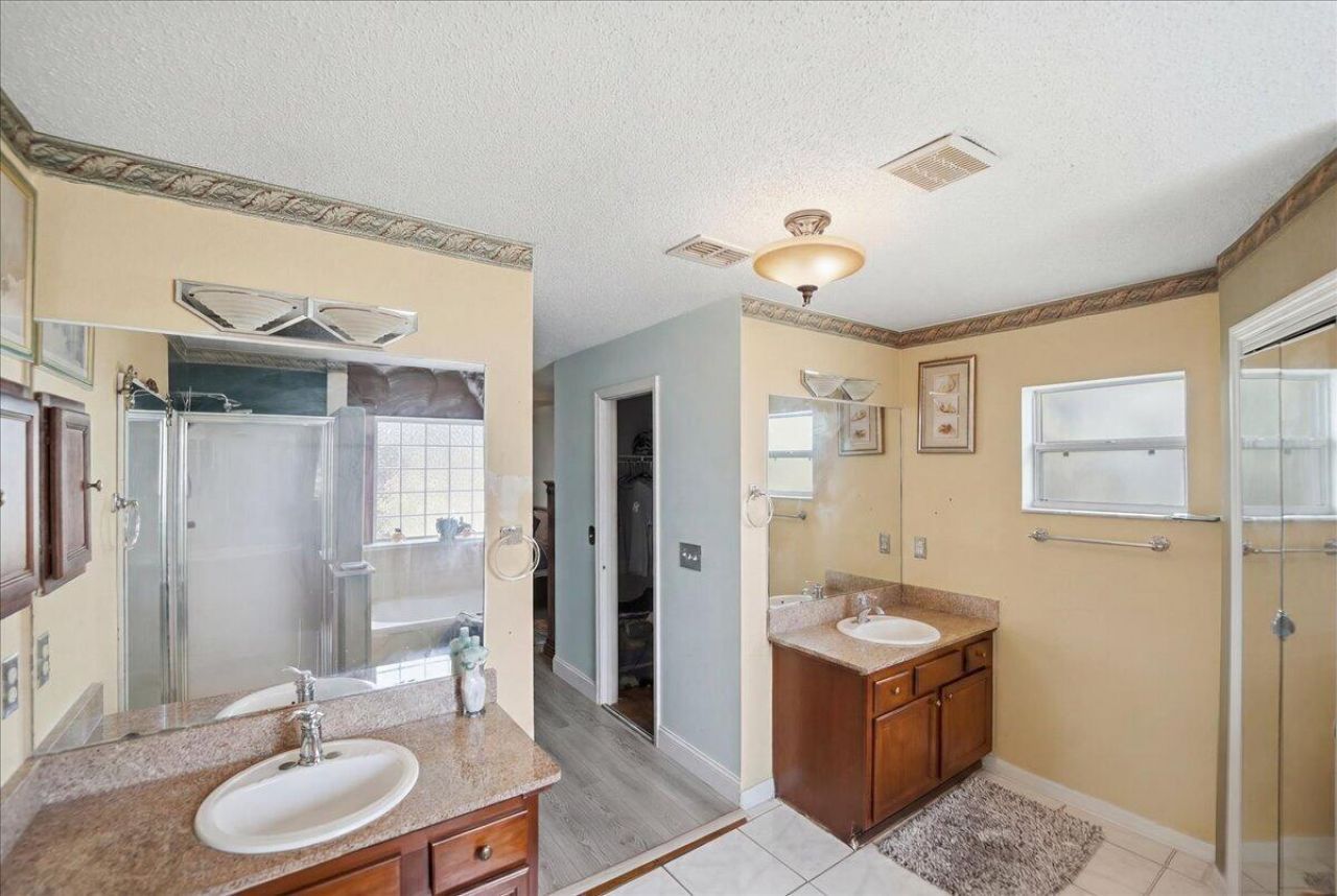 2418 SW Bayshore Boulevard, Port Saint Lucie, FL 34984 Photo
