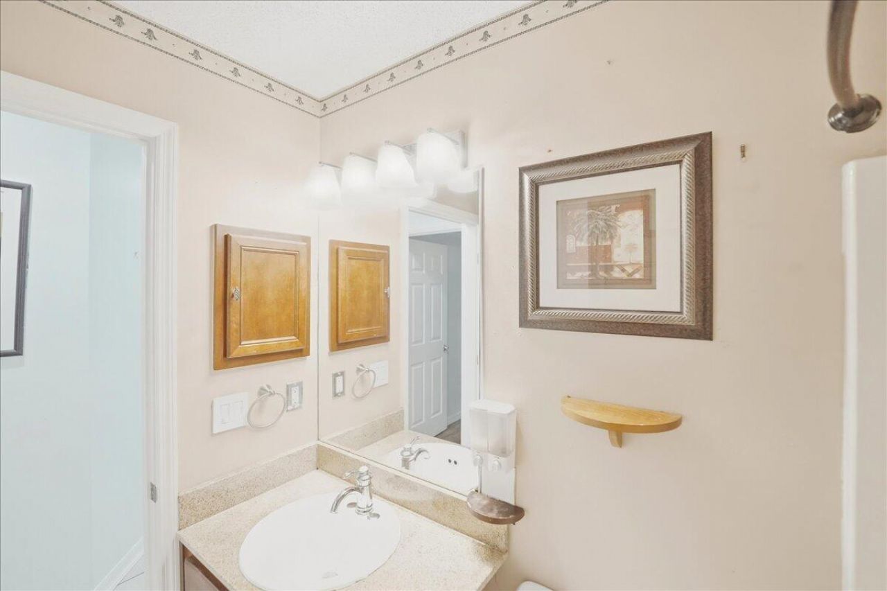 2418 SW Bayshore Boulevard, Port Saint Lucie, FL 34984 Photo