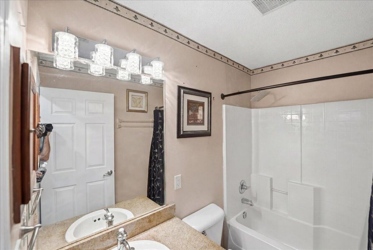 2418 SW Bayshore Boulevard, Port Saint Lucie, FL 34984 Photo