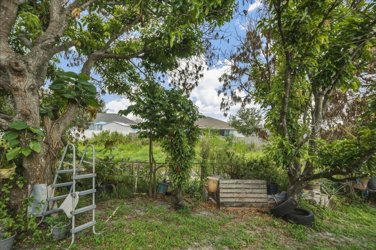 2418 SW Bayshore Boulevard, Port Saint Lucie, FL 34984 Photo