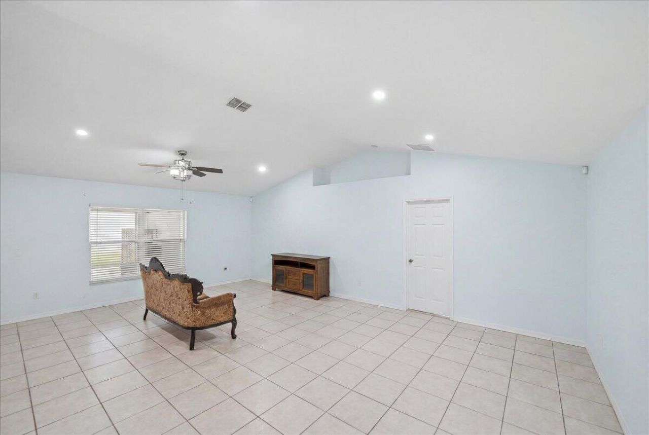 2418 SW Bayshore Boulevard, Port Saint Lucie, FL 34984 Photo