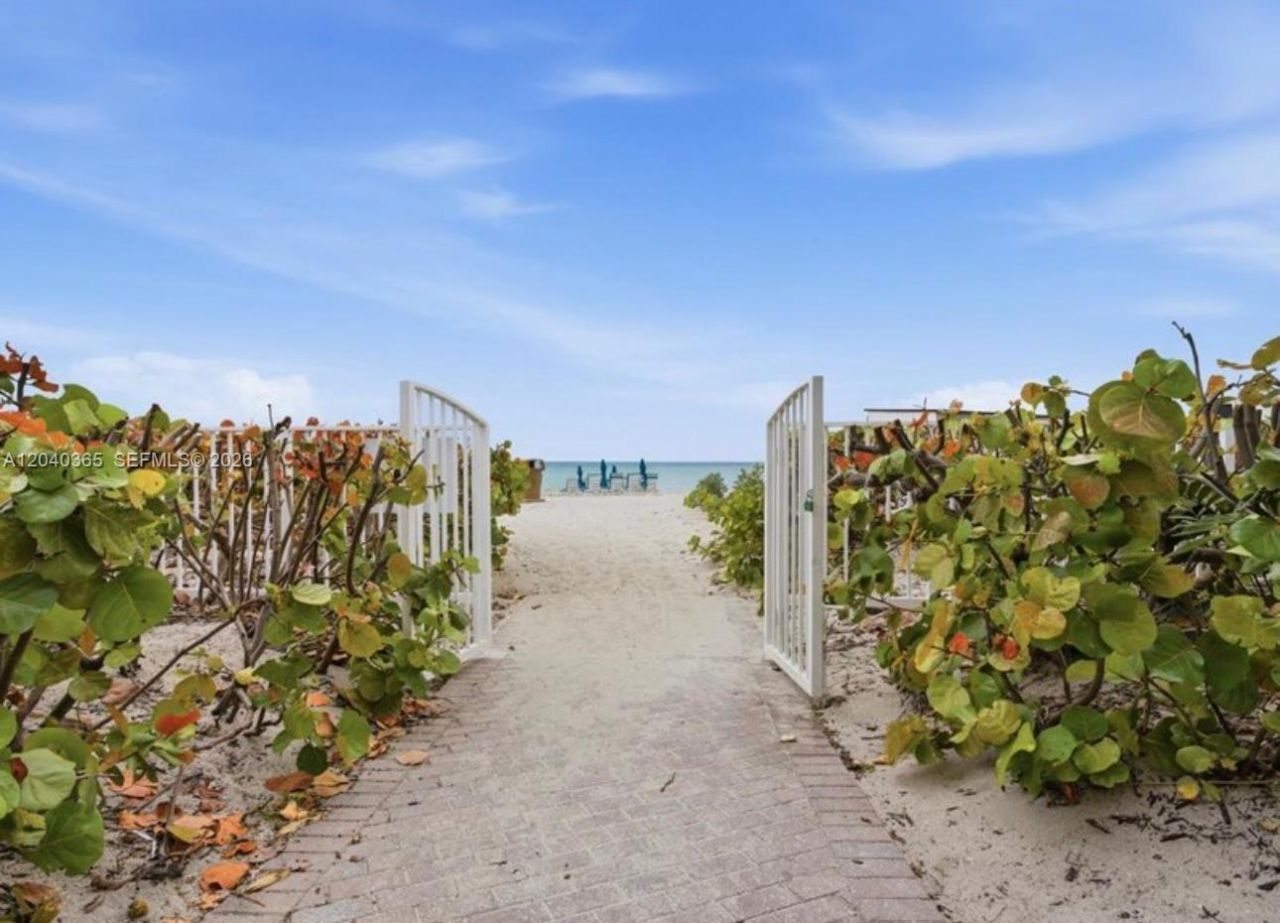 16500 Collins Ave , Unit 1856, Sunny Isles Beach, FL 33160 Photo