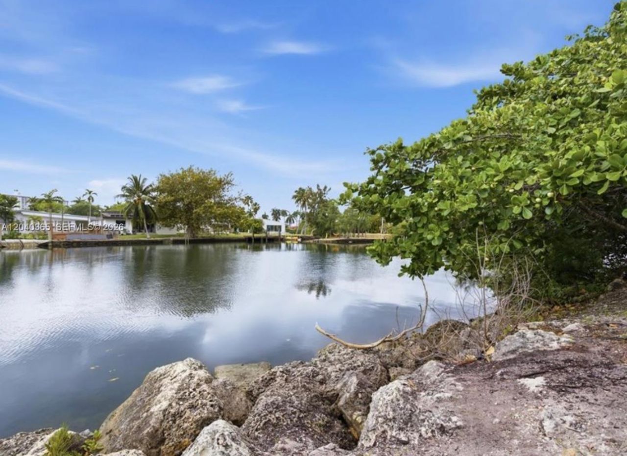 16500 Collins Ave , Unit 1856, Sunny Isles Beach, FL 33160 Photo