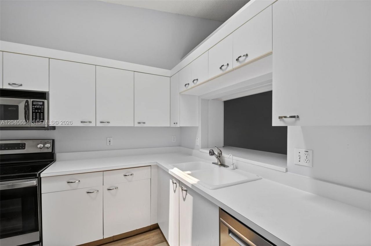 85 Sausalito Dr , Boynton Beach, FL 33436 Photo