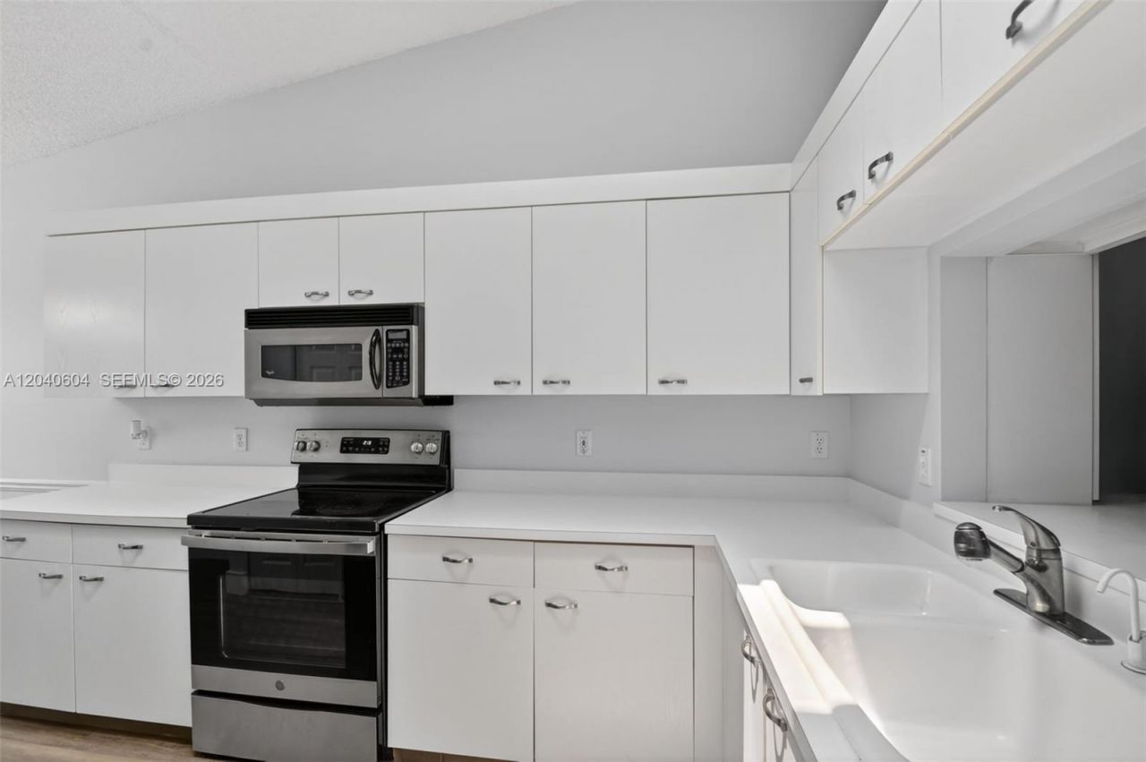 85 Sausalito Dr , Boynton Beach, FL 33436 Photo