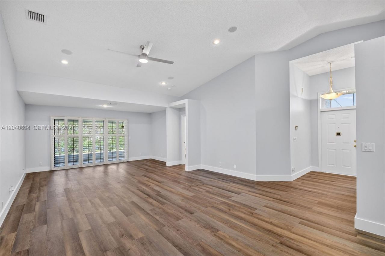 85 Sausalito Dr , Boynton Beach, FL 33436 Photo