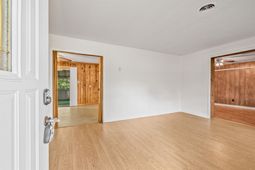 545 Hickory Ave.  photo 4