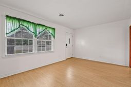 545 Hickory Ave.  photo 4