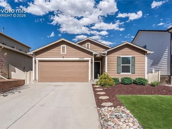 10707 Traders Parkway, Fountain, CO 80817