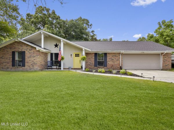17079 Gina Lane, Gulfport, MS 39503