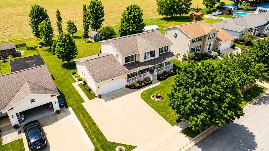 918 Armstrong Street, Willard, OH 44890 Main Photo