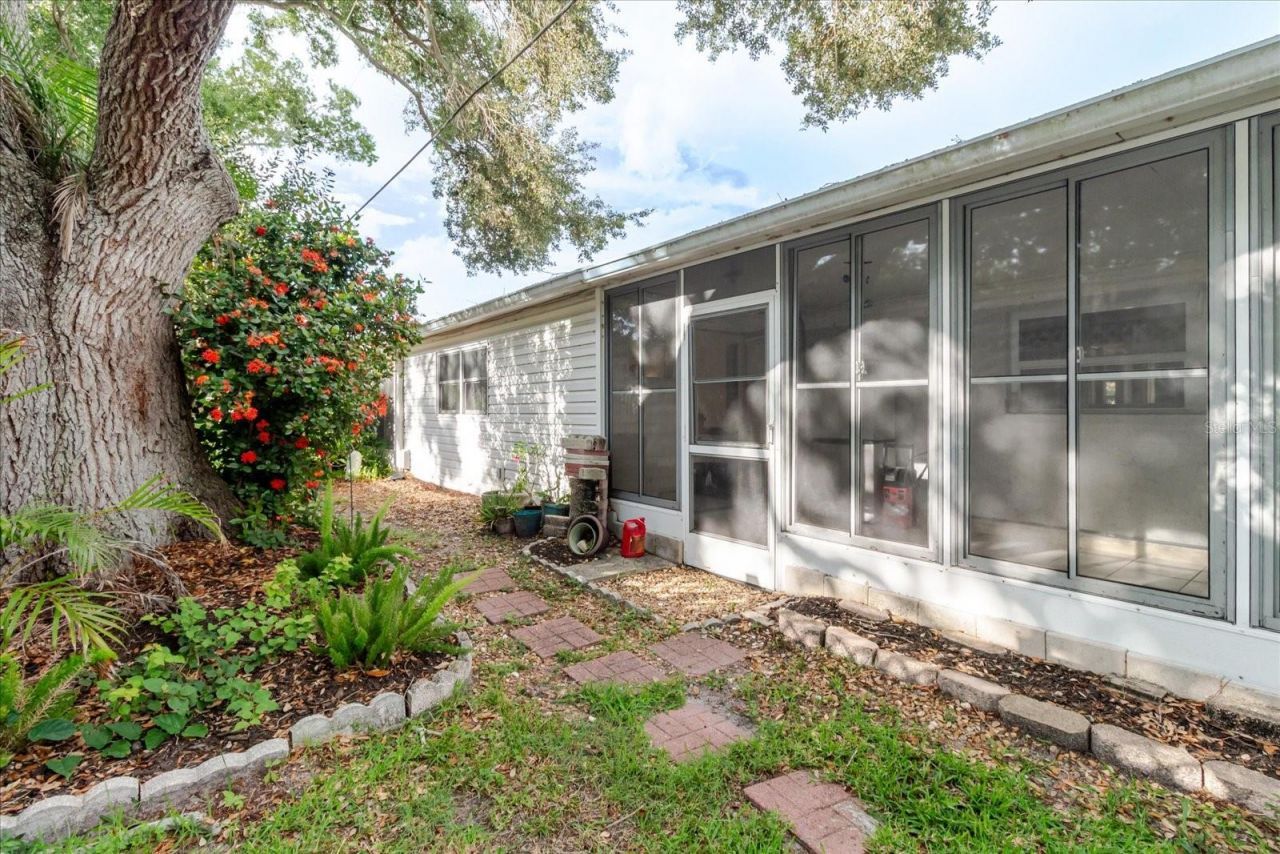 1201 Cara Drive , Largo, FL 33771 Photo