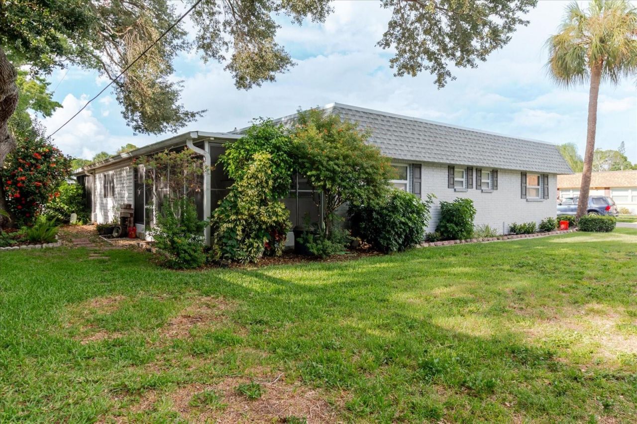 1201 Cara Drive , Largo, FL 33771 Photo