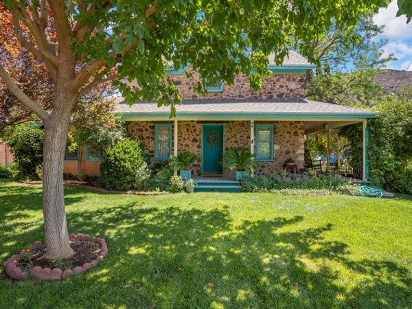 10 N ASH DR , Toquerville, UT 84774