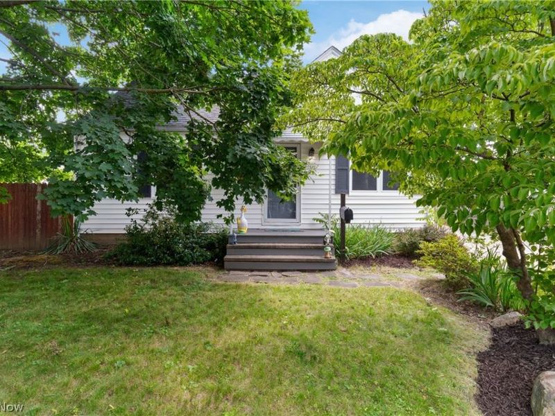 1513 10th Street, Cuyahoga Falls, OH 44221 Photo 3