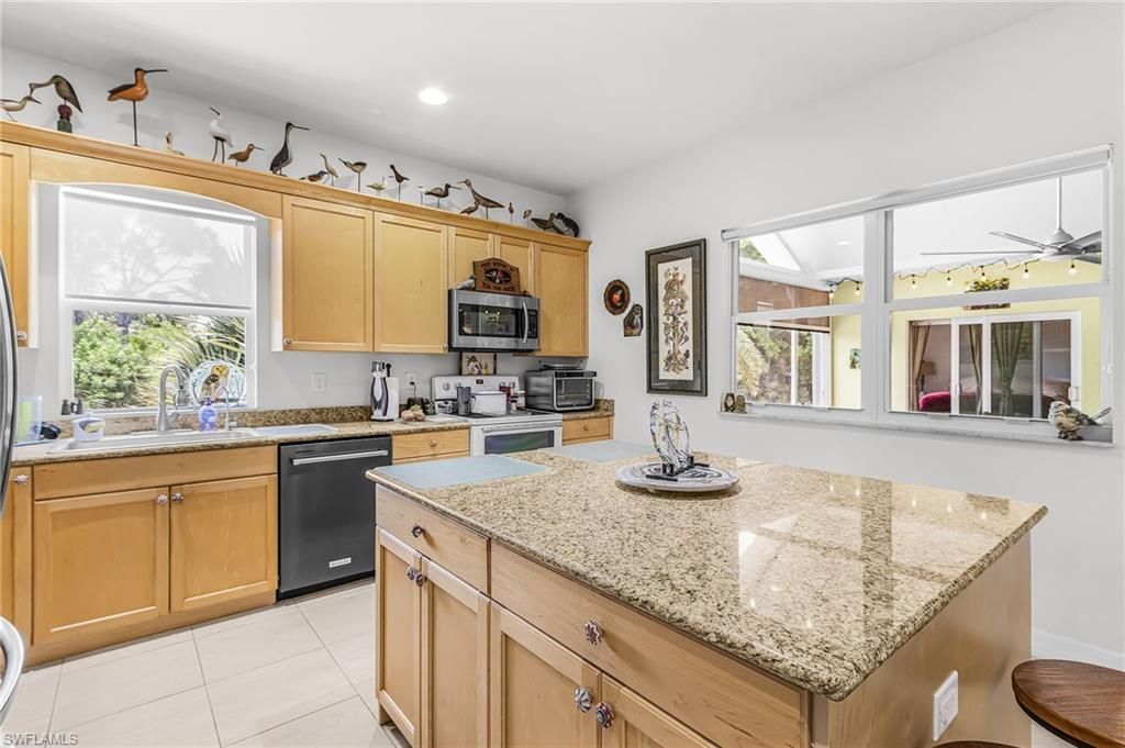 4931 Island Acres Ct, Saint James City, FL 33956 Photo