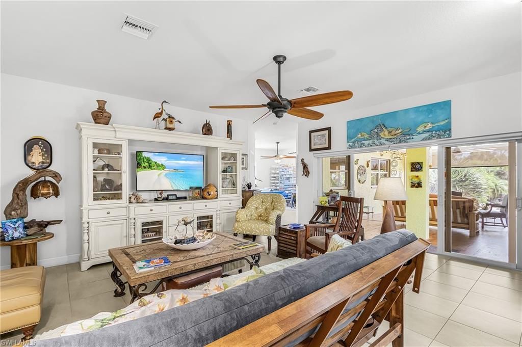 4931 Island Acres Ct, Saint James City, FL 33956 Photo