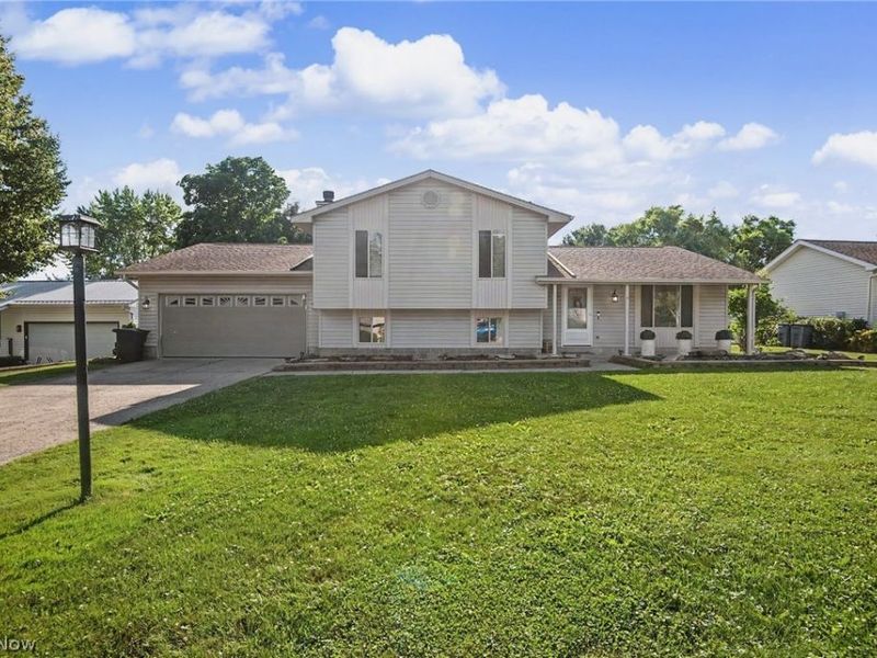 3300 Meanderwood Drive, Canfield, OH 44406 Photo 1