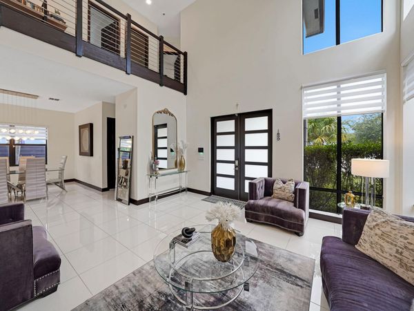 15451 NW 88th Avenue, Miami Lakes, FL 33018