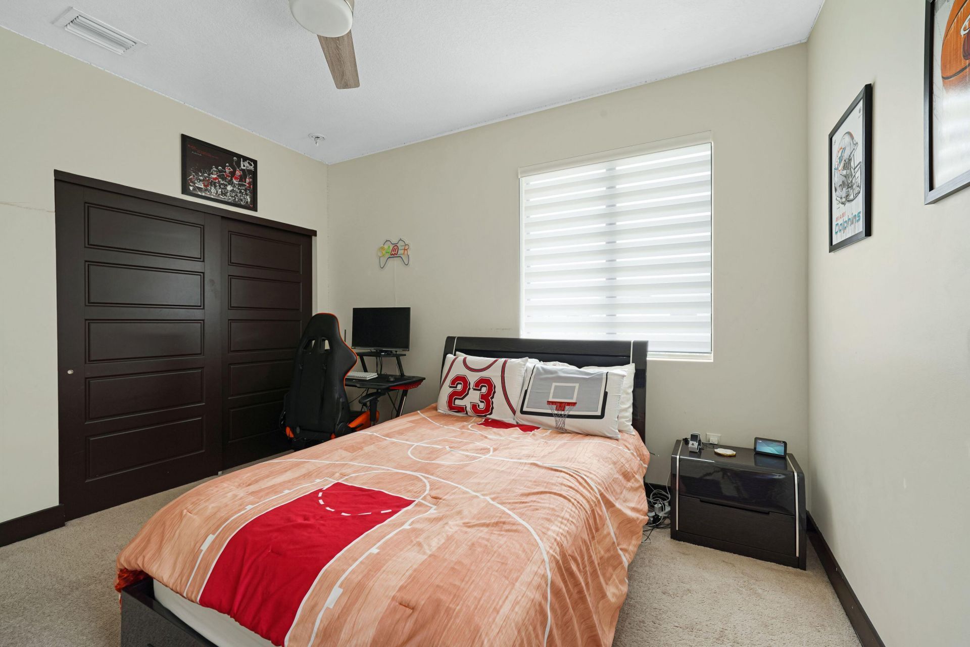 15451 NW 88th Avenue, Miami Lakes, FL 33018 Photo