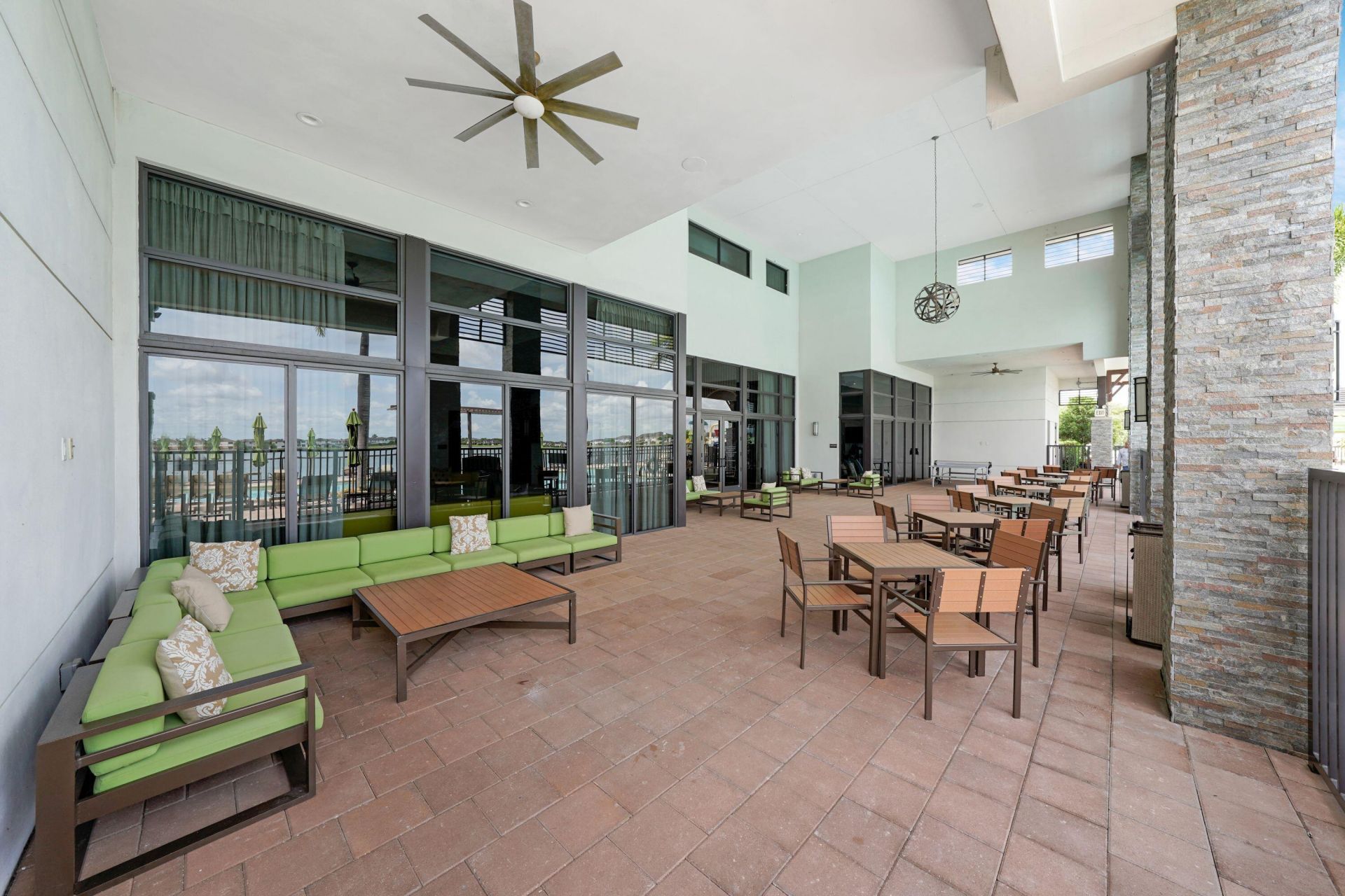 15451 NW 88th Avenue, Miami Lakes, FL 33018 Photo