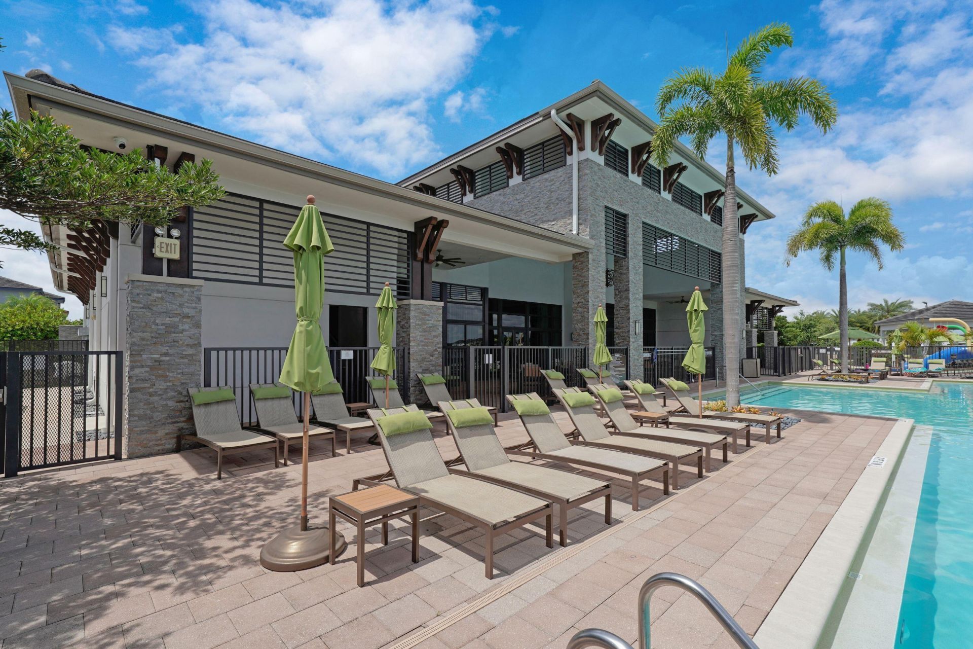 15451 NW 88th Avenue, Miami Lakes, FL 33018 Photo
