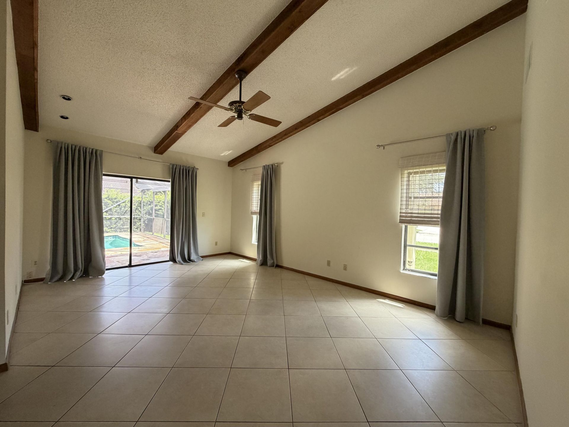 1066 NW 97th Avenue, Plantation, FL 33322 Photo