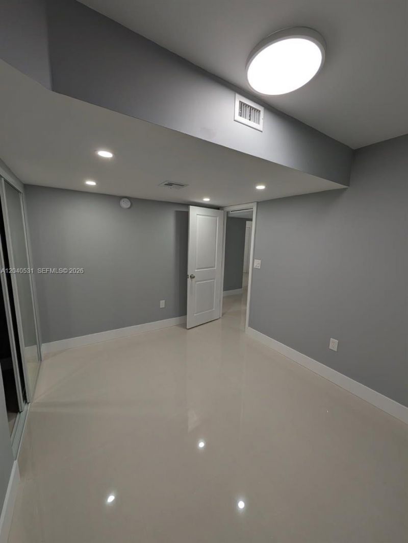 1750 NE 191st St , Unit 622-3, Miami, FL 33179 Photo