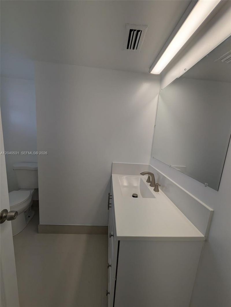 1750 NE 191st St , Unit 622-3, Miami, FL 33179 Photo
