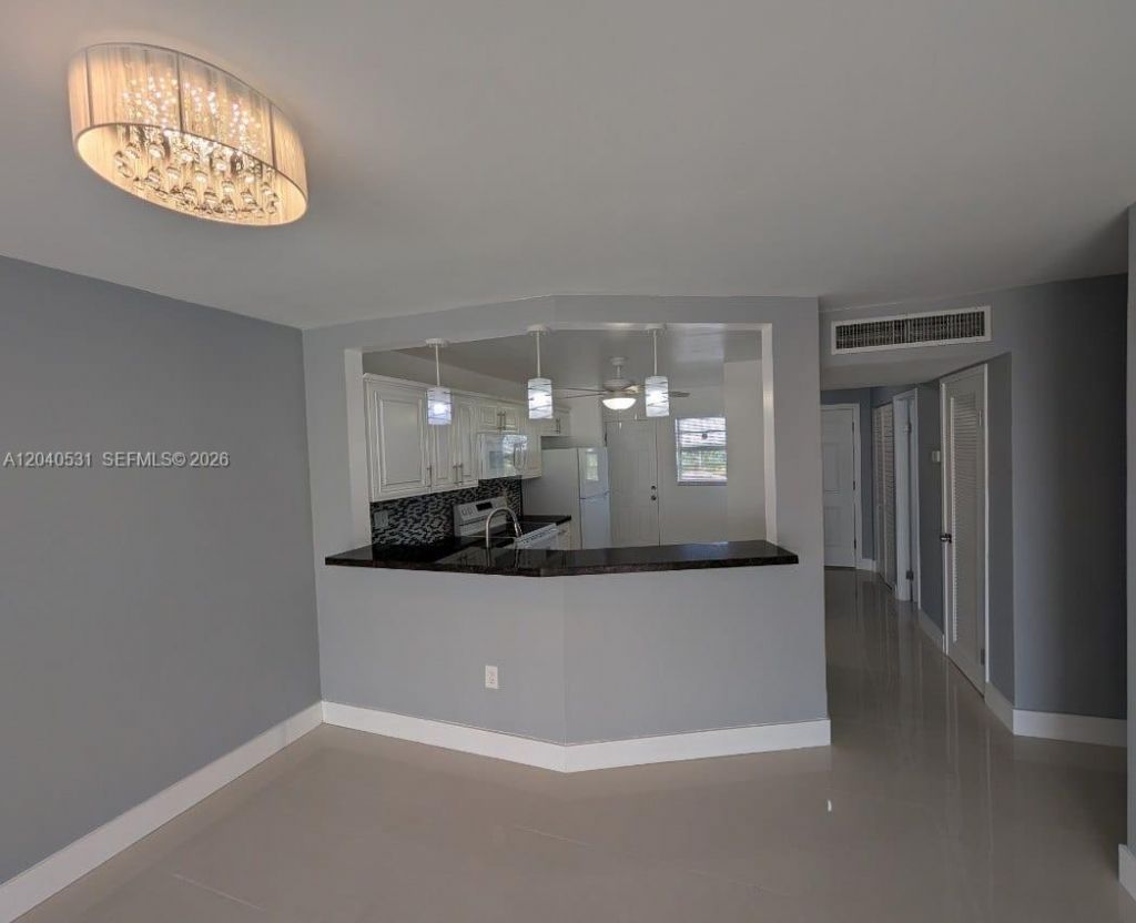 1750 NE 191st St , Unit 622-3, Miami, FL 33179 Photo