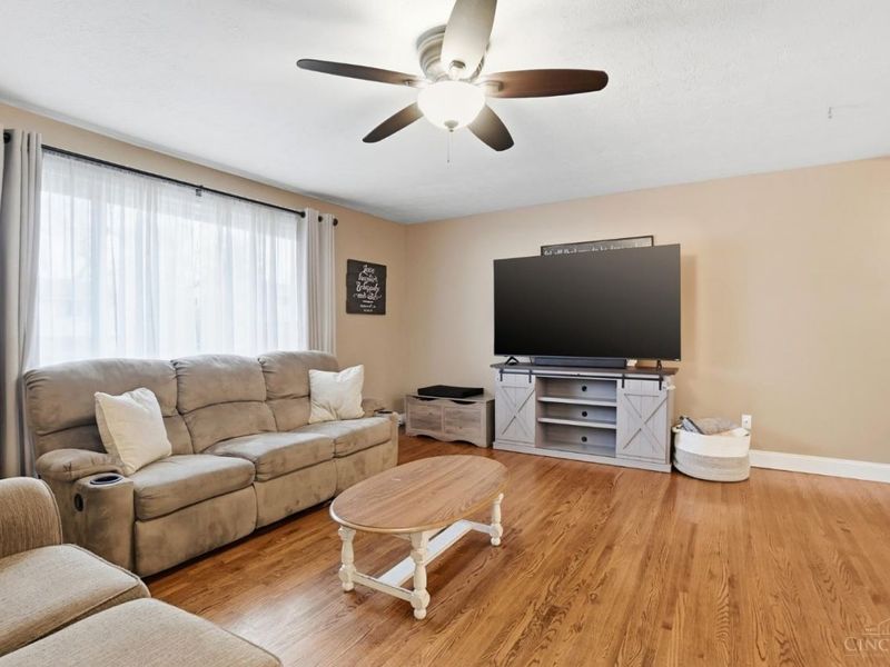 804 Victoria Drive, Franklin, OH 45005 Photo 11
