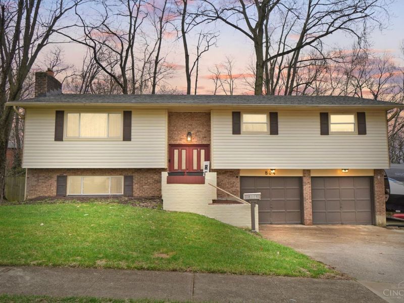 804 Victoria Drive, Franklin, OH 45005 Photo 3