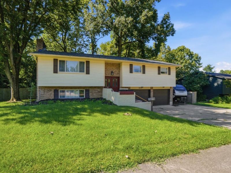 804 Victoria Drive, Franklin, OH 45005 Photo 3