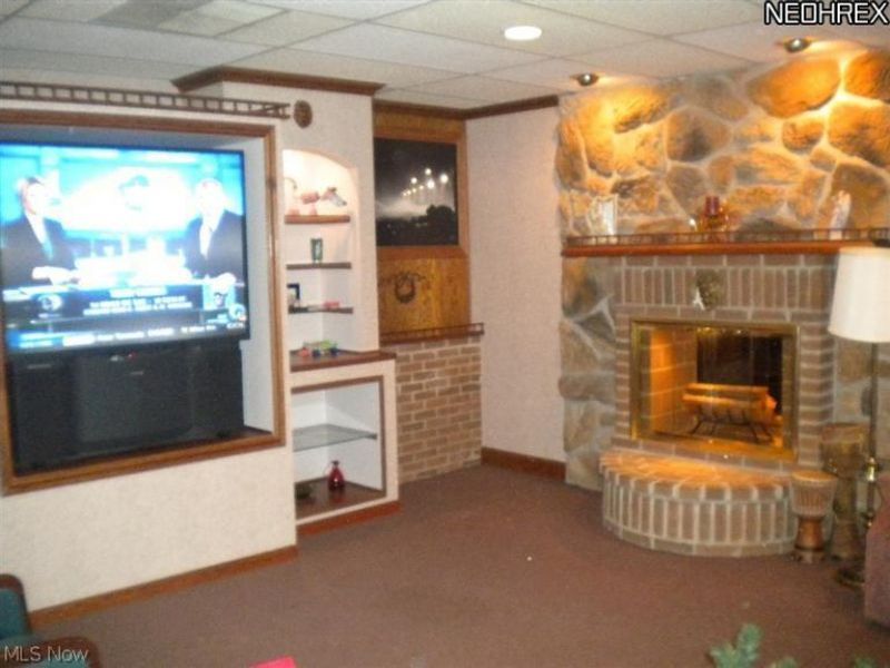 165 2nd Street NW, Barberton, OH 44203 Photo 13