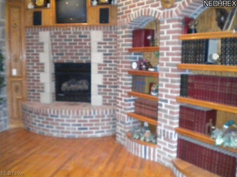 165 2nd Street NW, Barberton, OH 44203 Photo 14