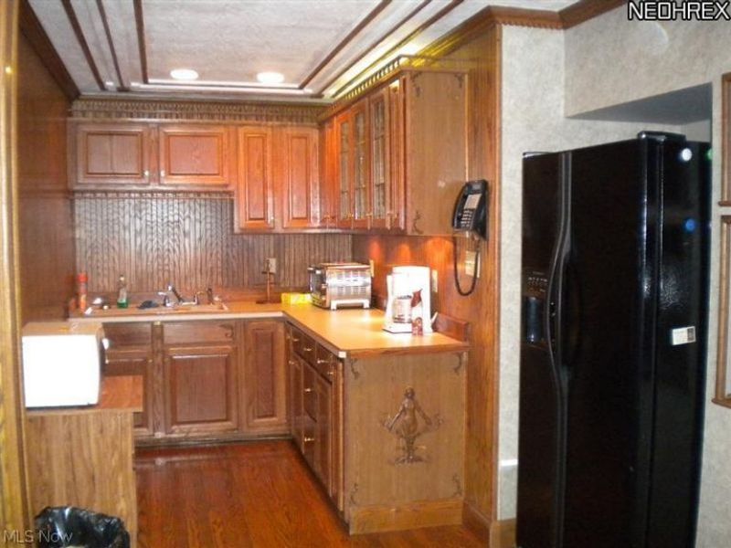165 2nd Street NW, Barberton, OH 44203 Photo 4