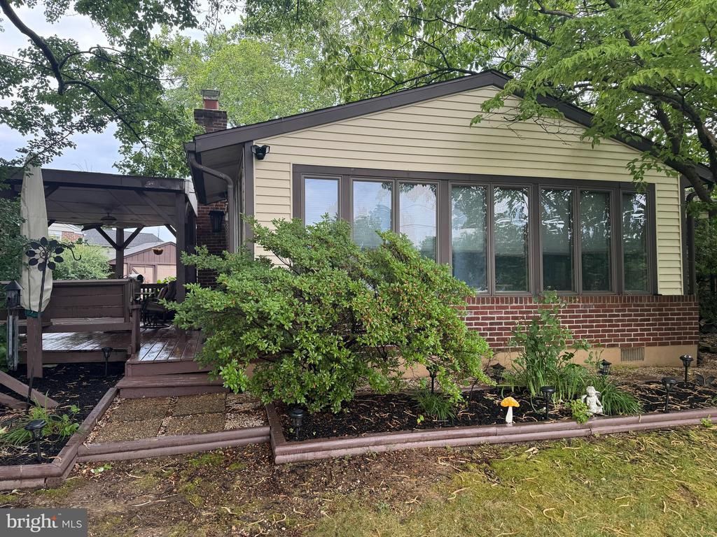 2181 SPRINGHOUSE LANE, ASTON, PA 19014