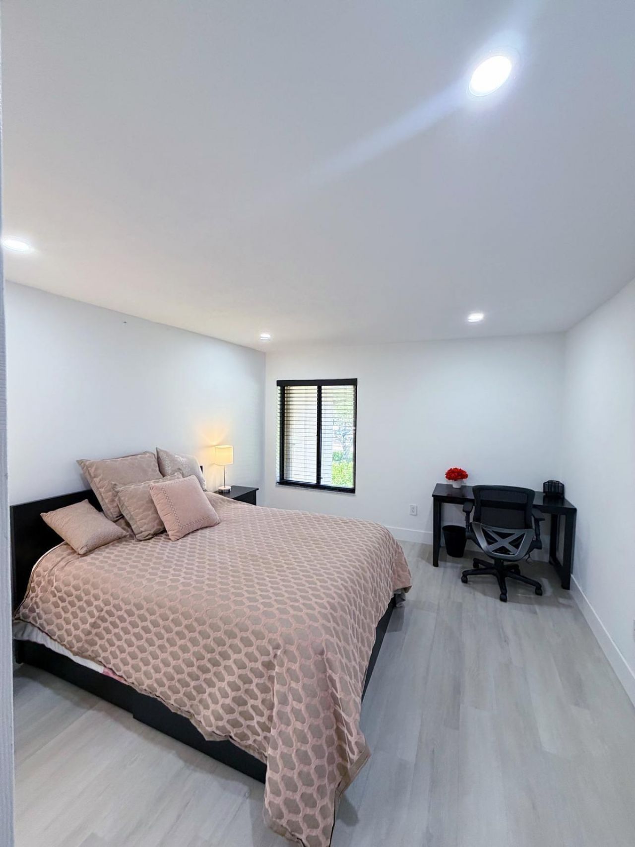 351 Club Circle, Unit 208, Boca Raton, FL 33487 Photo