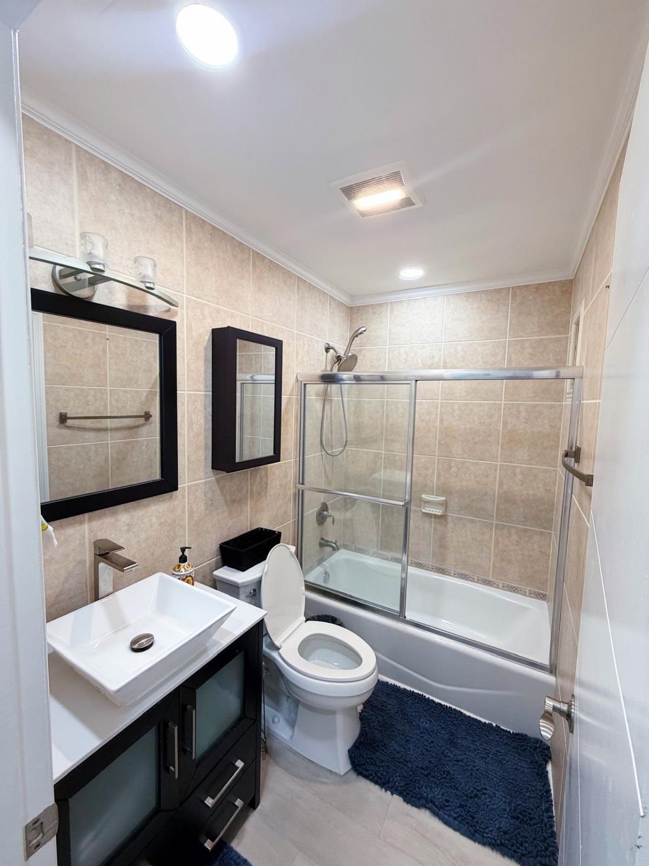 351 Club Circle, Unit 208, Boca Raton, FL 33487 Photo
