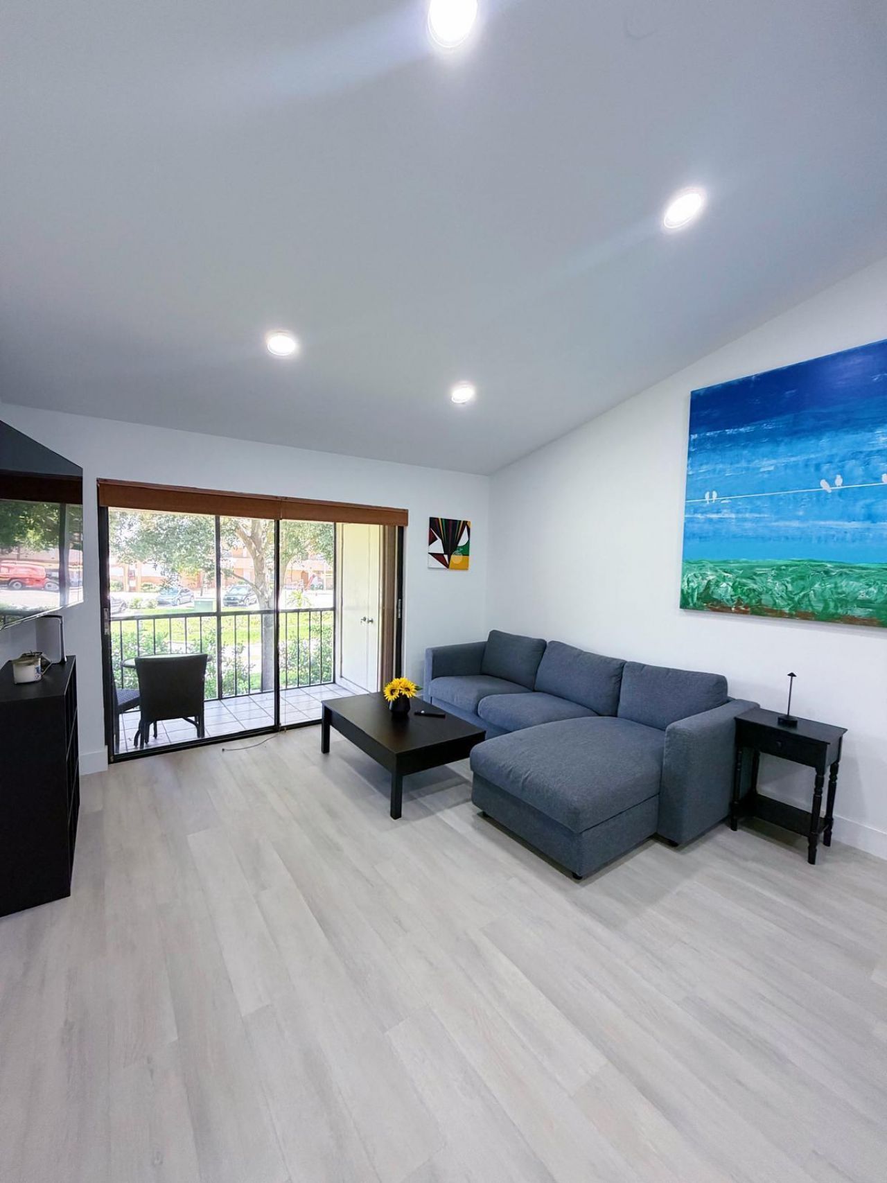 351 Club Circle, Unit 208, Boca Raton, FL 33487 Photo