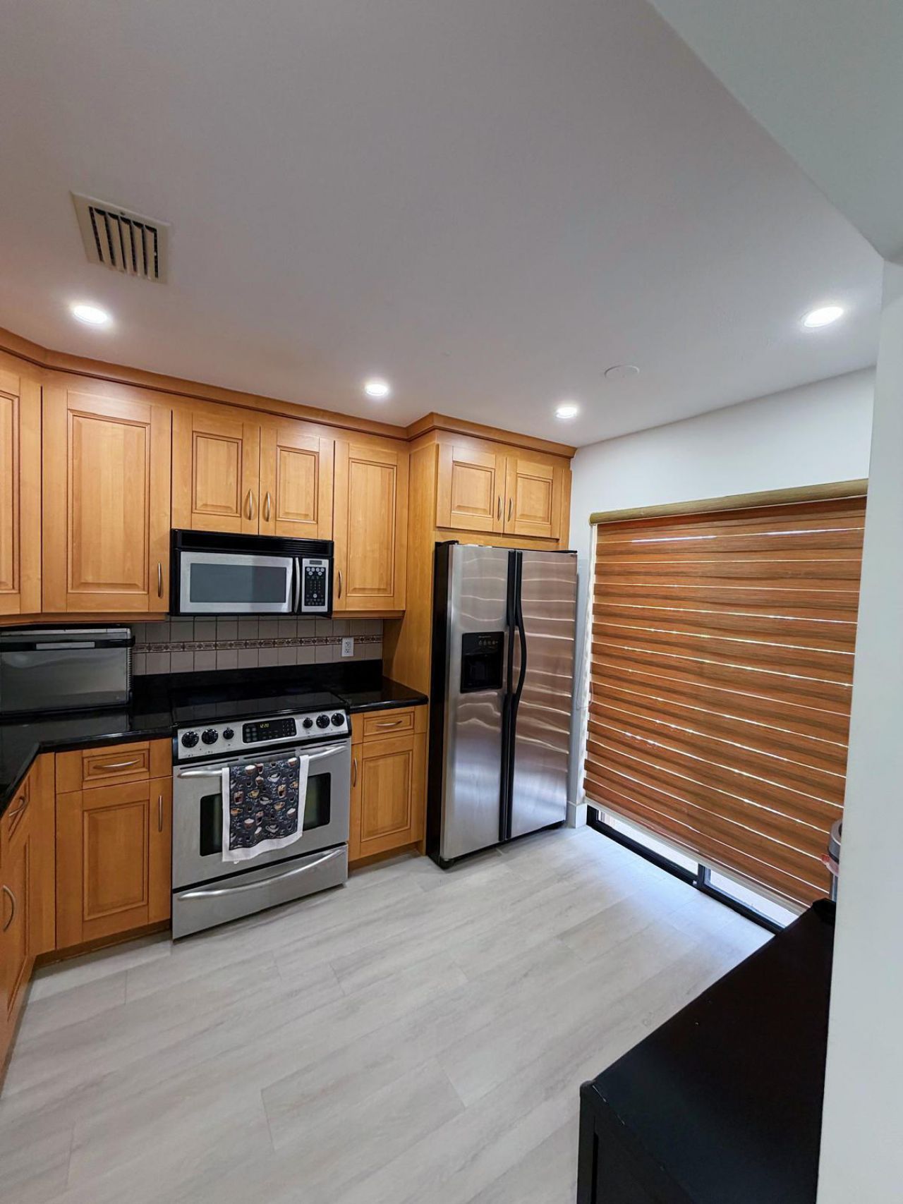 351 Club Circle, Unit 208, Boca Raton, FL 33487 Photo