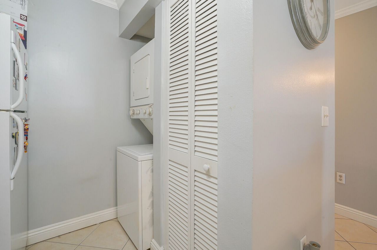 4855 Via Palm Lakes, Unit 902, West Palm Beach, FL 33417 Photo