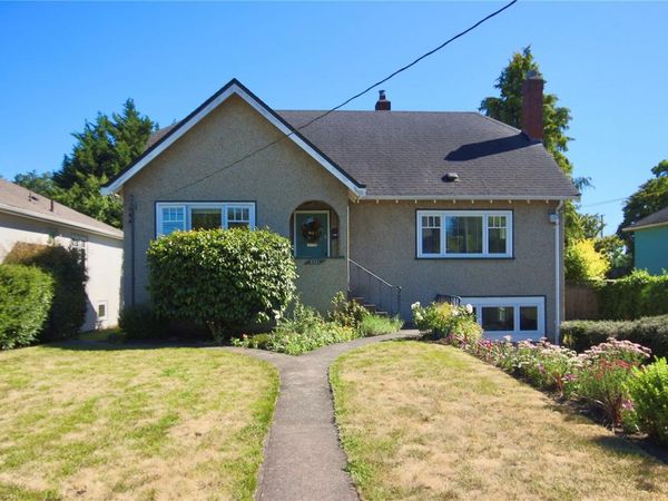 2331 Pacific Ave , Oak Bay, BC V8R 6V7