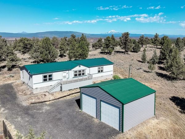 8628 SW Crater Loop Road, Terrebonne, OR 97760