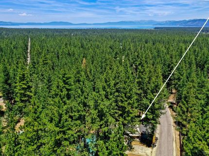 1356 Bonanza Avenue, South Lake Tahoe, CA 96150 Photo