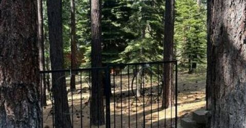 1356 Bonanza Avenue, South Lake Tahoe, CA 96150 Photo